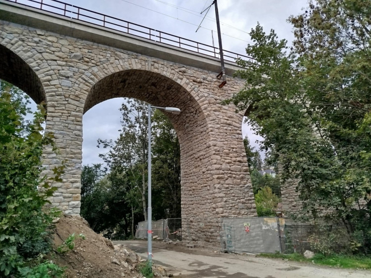 Oprava železničního viaduktu v Jihlavě