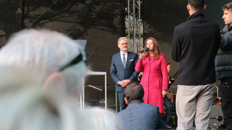 FOTO: Petr Fiala přijel tři dny před volbami do Brna na největší happening koalice