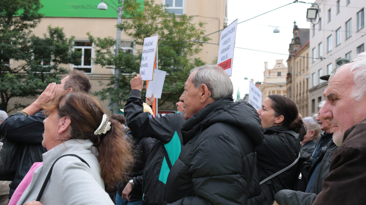 FOTO: Petr Fiala přijel tři dny před volbami do Brna na největší happening koalice