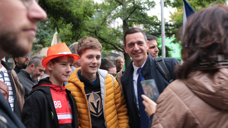 FOTO: Petr Fiala přijel tři dny před volbami do Brna na největší happening koalice