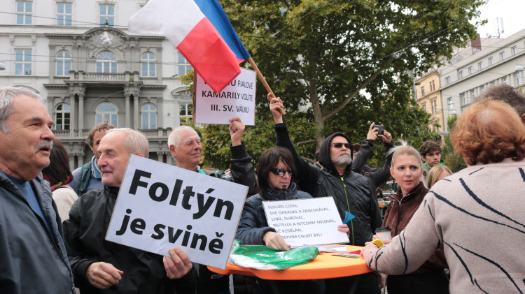 FOTO: Petr Fiala přijel tři dny před volbami do Brna na největší happening koalice