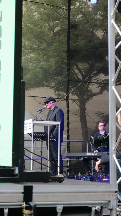 FOTO: Petr Fiala přijel tři dny před volbami do Brna na největší happening koalice