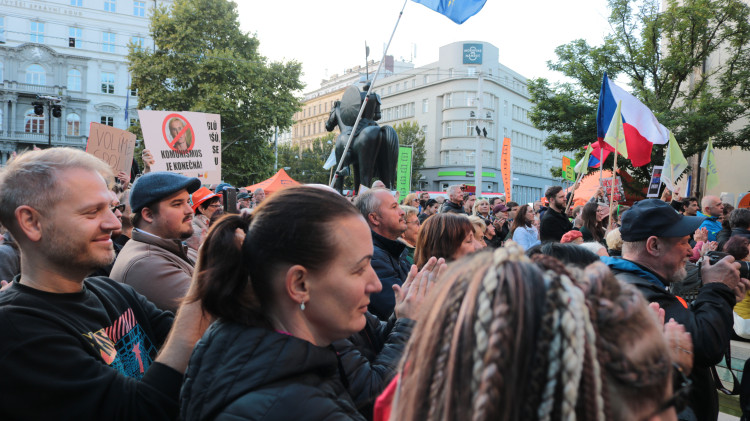 FOTO: Petr Fiala přijel tři dny před volbami do Brna na největší happening koalice