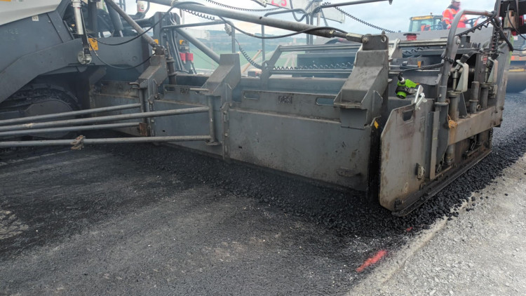 FOTOGALERIE: D1 okolo Přerova roste jako z vody