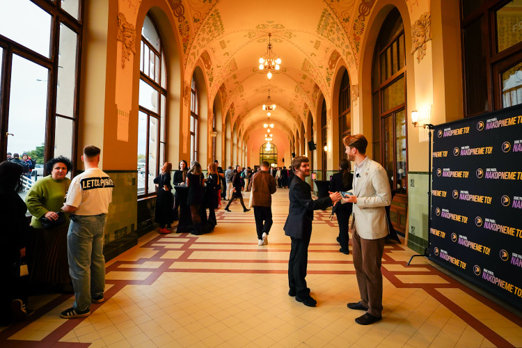 FOTOGALERIE: Podívejte se, jak to vypadalo ve volebních štábech