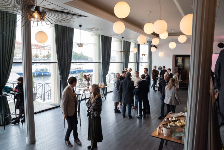 FOTOGALERIE: Podívejte se, jak to vypadalo ve volebních štábech