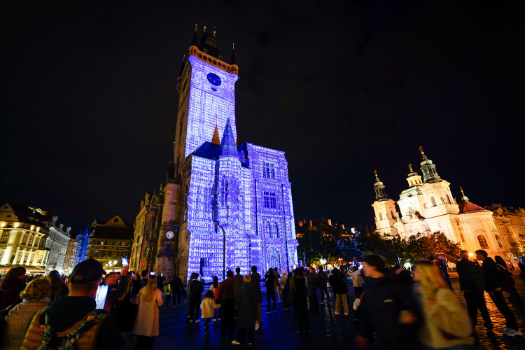 FOTOGALERIE: Začal Signal Festival, v Praze lidé uvidí 17 světelných instalací