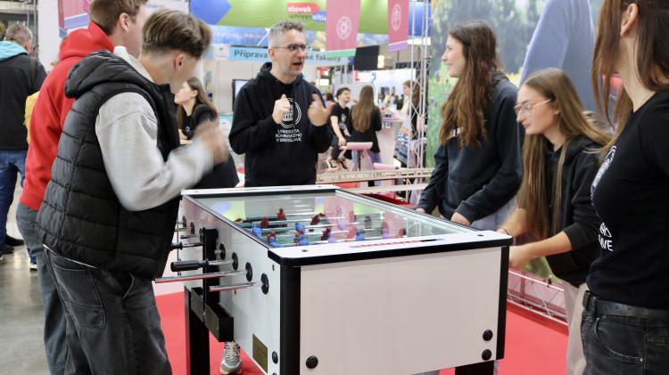 FOTOGALERIE: Veletrh Gaudeamus přilákal stovky středoškolaků