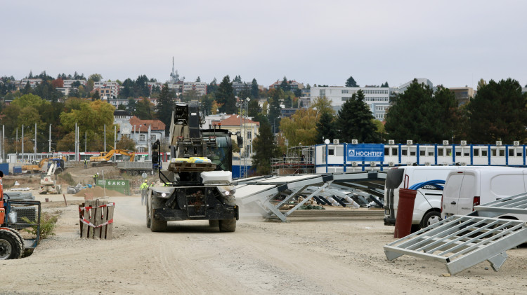 FOTO: Stavba Areny Brno postupuje, hotová bude už příští podzim