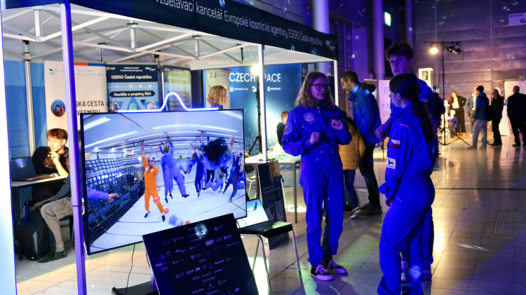 FOTOGALERIE: Prohlédněte si vesmír na výstavišti, láká Czech Space Pavilon
