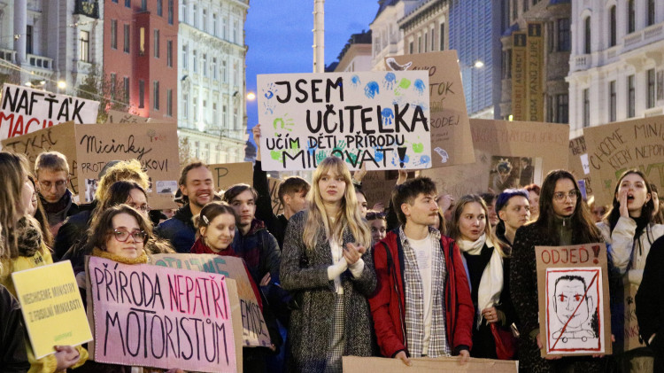 FOTO: Brno proti Macinkovi, na protest přišly stovky lidí