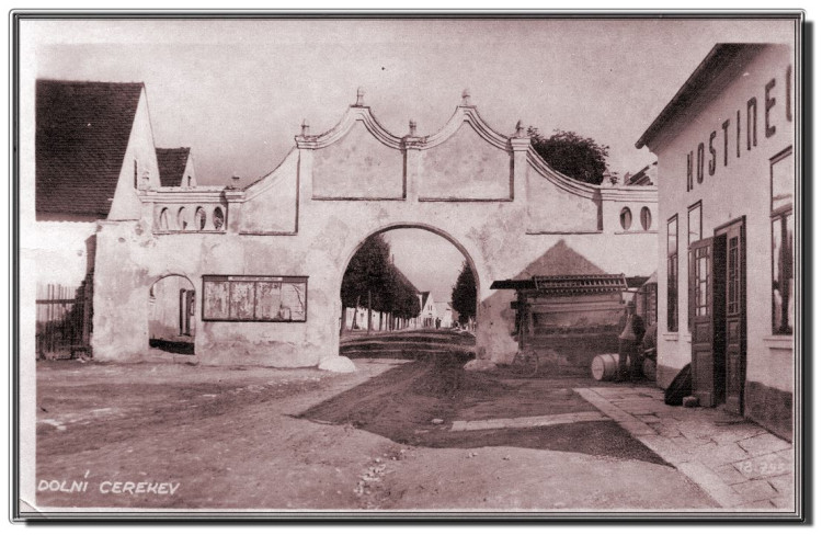 Historie a současnost Solné brány v Dolní Cerekvi