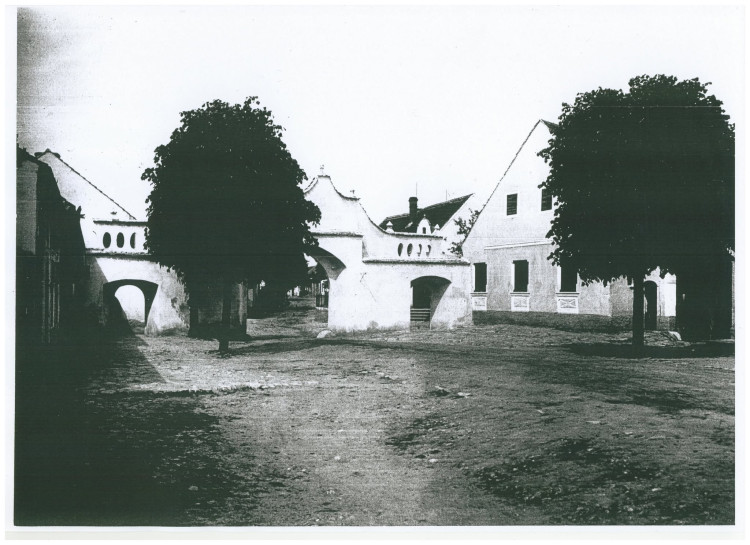 Historie a současnost Solné brány v Dolní Cerekvi