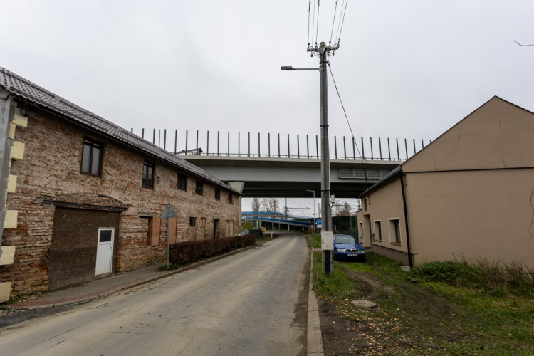 FOTOGALERIE: D1 u Přerova finišuje. Klíčový úsek se otevře před Vánoci