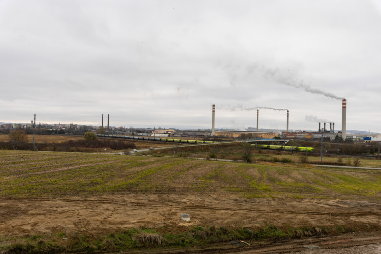 FOTOGALERIE: D1 u Přerova finišuje. Klíčový úsek se otevře před Vánoci