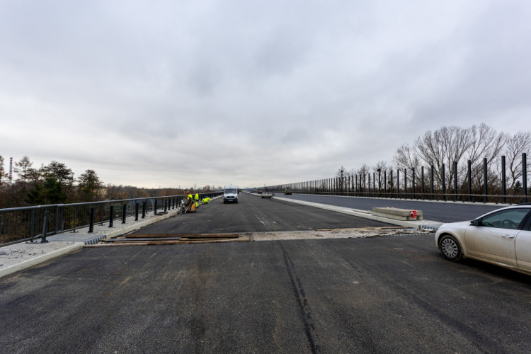 FOTOGALERIE: D1 u Přerova finišuje. Klíčový úsek se otevře před Vánoci