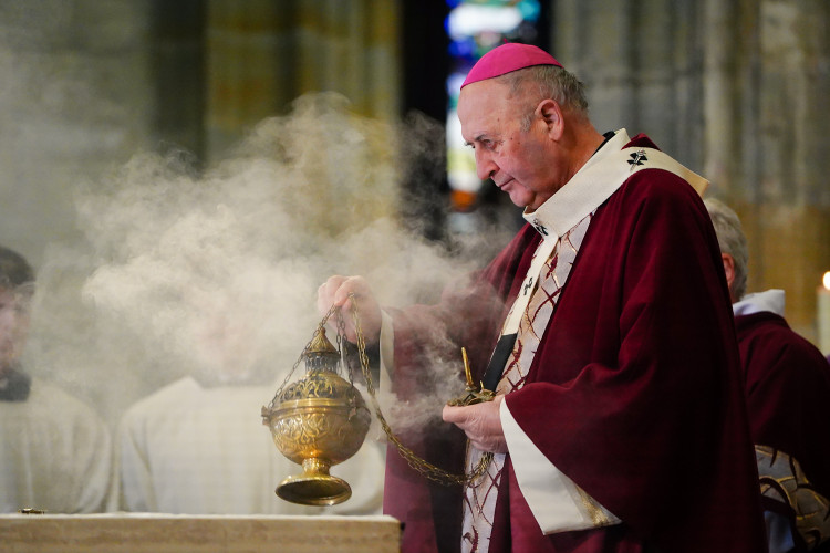 FOTOGALERIE: Pohřeb kardinála Dominika Duky