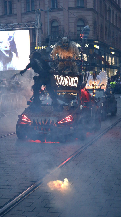 FOTOGALERIE: Malá Krampus show prošla Brnem,