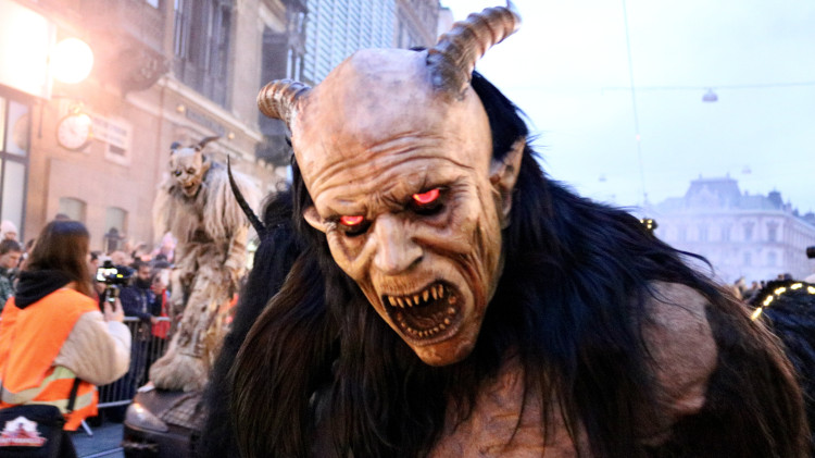 FOTOGALERIE: Malá Krampus show prošla Brnem,
