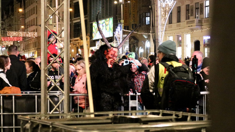 FOTOGALERIE: Malá Krampus show prošla Brnem,