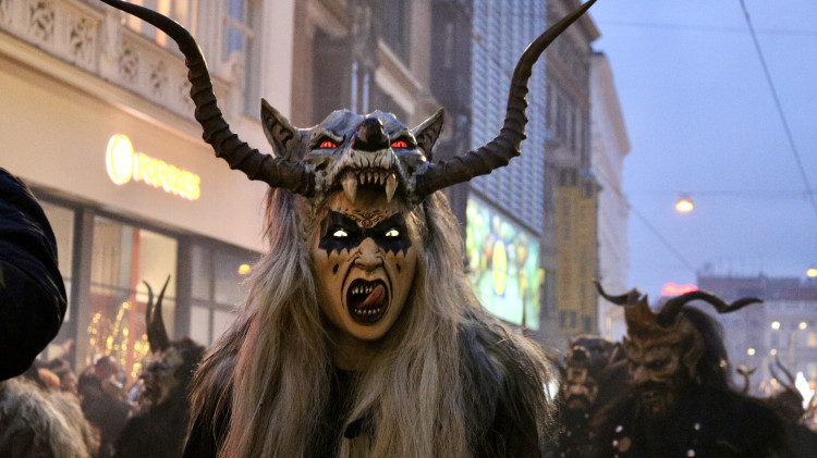 FOTOGALERIE: Malá Krampus show prošla Brnem,