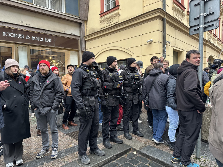 FOTOGALERIE: Dopoledne na Národní třídě