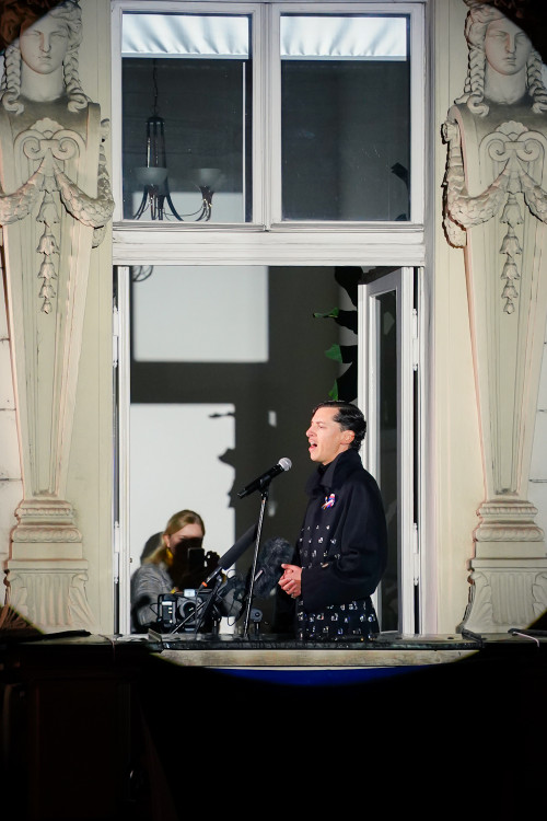 FOTOGALERIE: Nekonečný proud lidí. 17. listopad na Národní