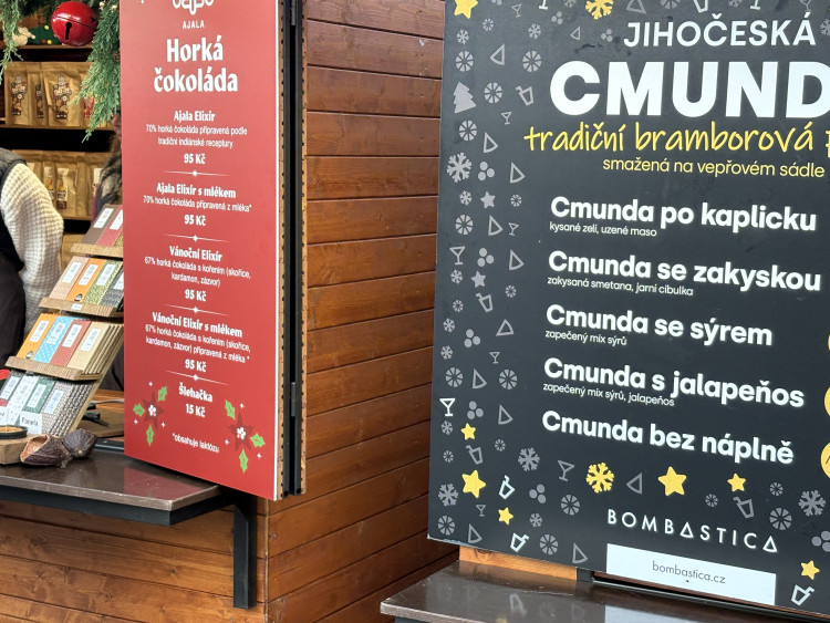 FOTO: Kolik stojí svařák, bramborák nebo Turbomošt? Drbna zmapovala ceny na Zelňáku