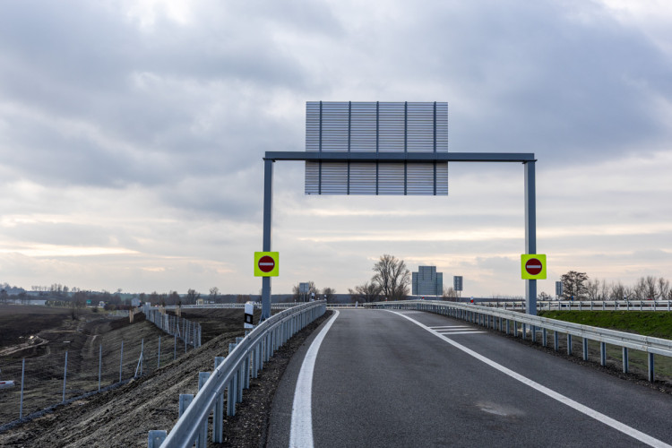 FOTOGALERIE: Nová D35 u Olomouce se otevírá do plného provozu