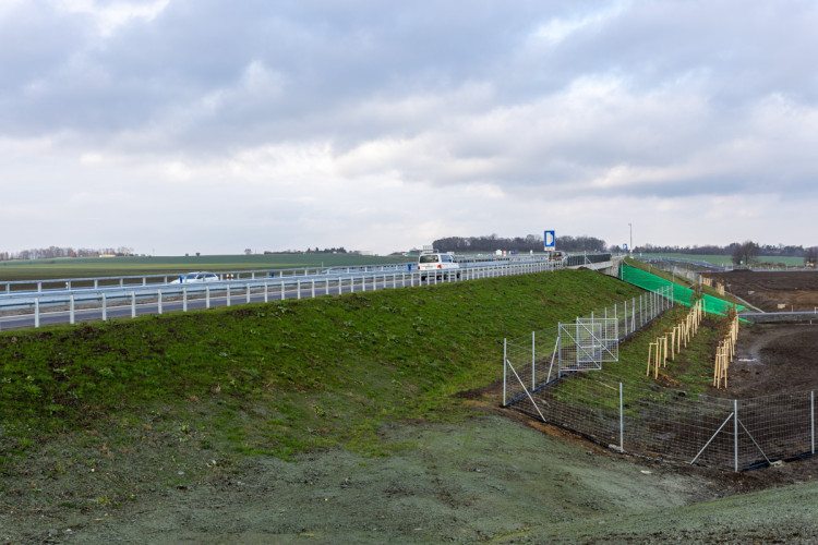 FOTOGALERIE: Nová D35 u Olomouce se otevírá do plného provozu