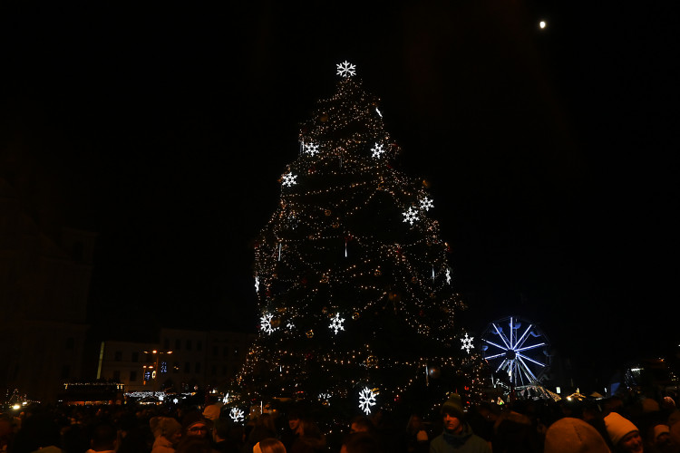 Slavnostní rozsvícení vánočního stromu v Jihlavě