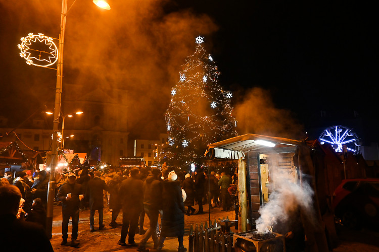 Slavnostní rozsvícení vánočního stromu v Jihlavě