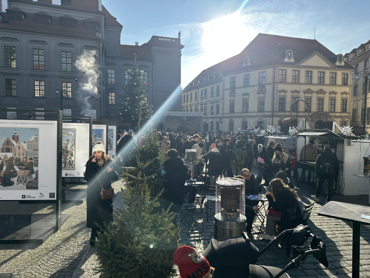 FOTOGALERIE: Vánoční trhy na Mariánském náměstí