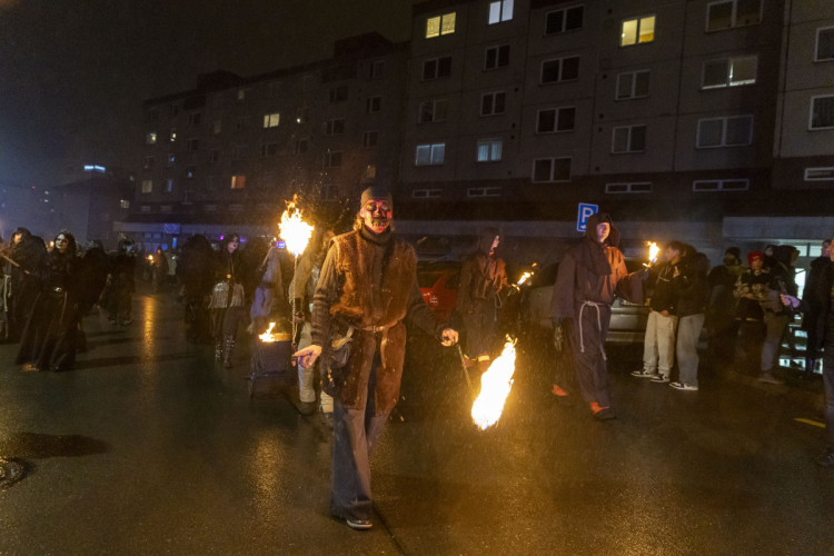 FOTOGALERIE: Mikulášský průvod v Přerově přilákal davy diváků