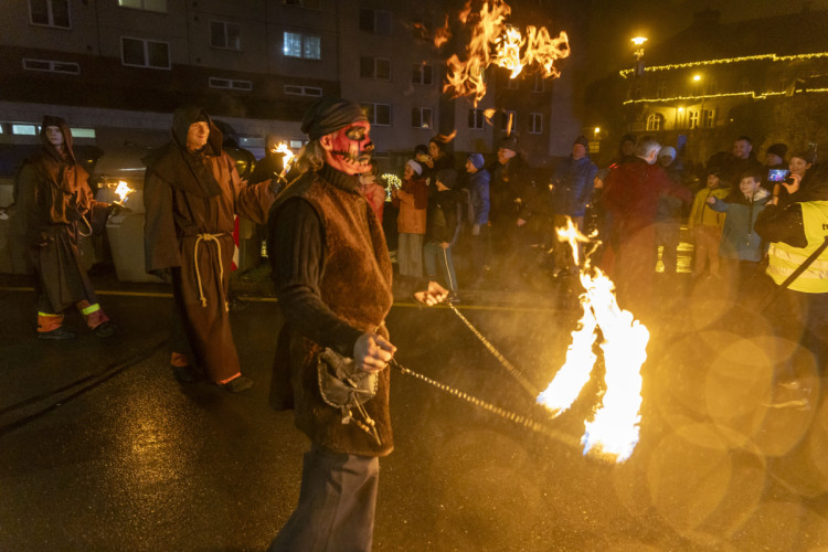 FOTOGALERIE: Mikulášský průvod v Přerově přilákal davy diváků