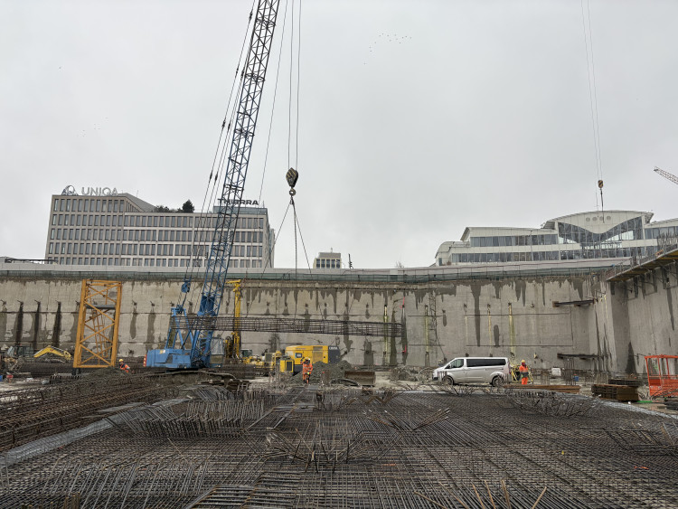FOTO: Po brněnských Pompejích není ani památky, práce na Dornychu pokračují