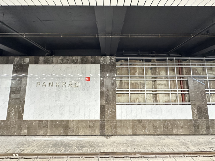 FOTOGALERIE: Stanice metra Pankrác po rekonstrukci