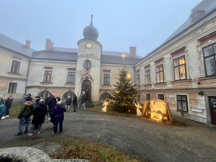 Prohlídka zámku ve Větrném Jeníkově