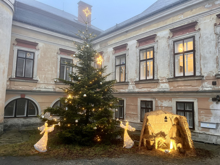 Prohlídka zámku ve Větrném Jeníkově