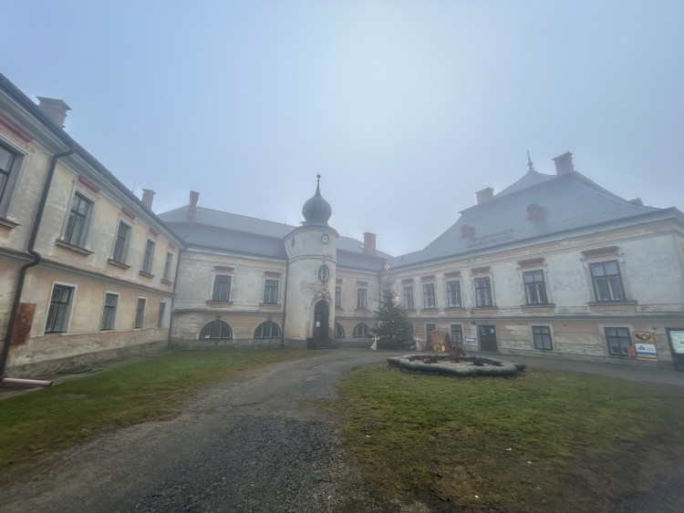 Prohlídka zámku ve Větrném Jeníkově