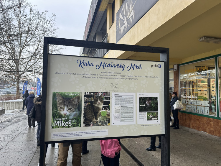 FOTOGALERIE: Socha kocoura Mikeše na Sofijském náměstí