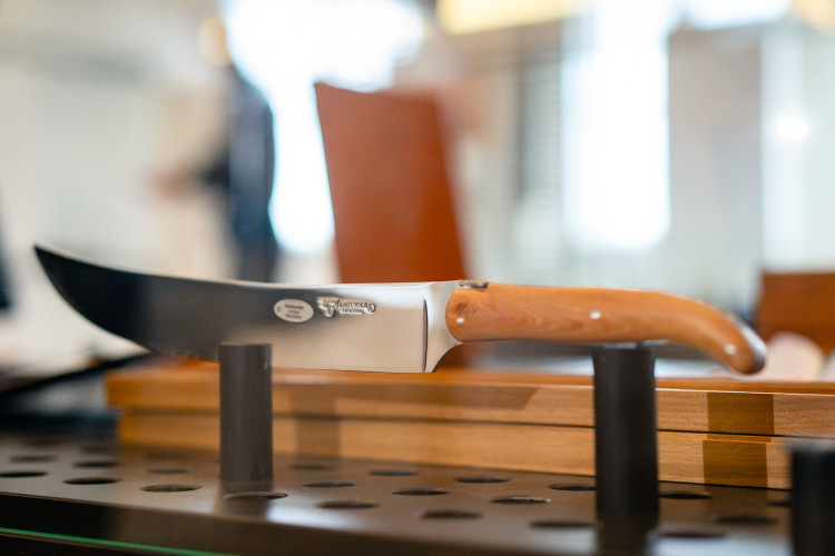 Nůž Laguiole od generála Christophera Cavoliho, vrchního velitele spojeneckých sil v Evropě