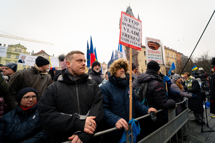 FOTOGALERIE: Demonstrace na podporu prezidenta Petra Pavla