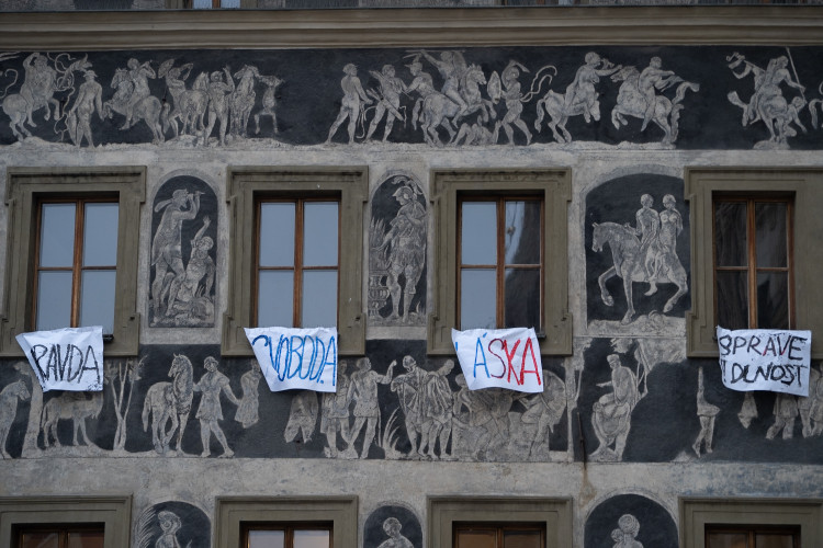 FOTOGALERIE: Demonstrace na podporu prezidenta Petra Pavla