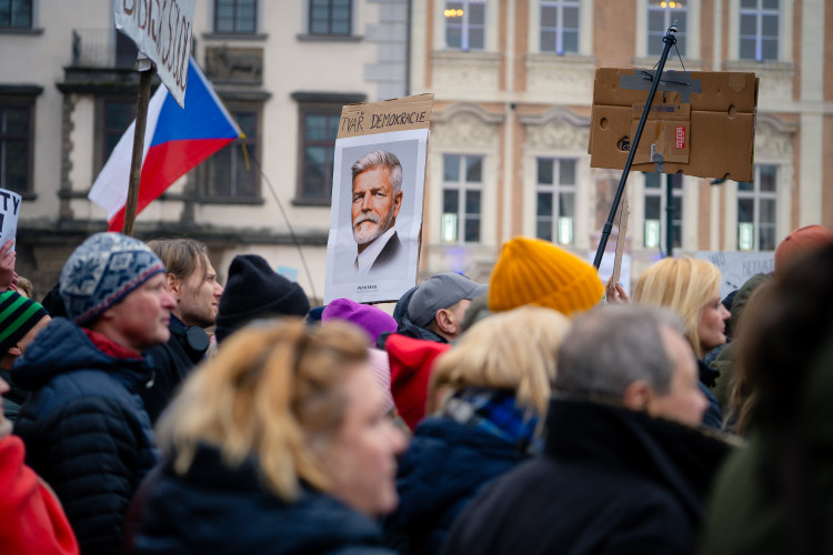 FOTOGALERIE: Demonstrace na podporu prezidenta Petra Pavla