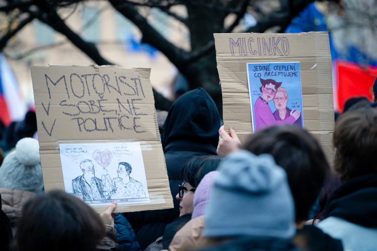 FOTOGALERIE: Demonstrace na podporu prezidenta Petra Pavla