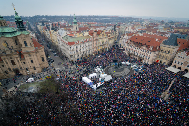FOTOGALERIE: Demonstrace na podporu prezidenta Petra Pavla