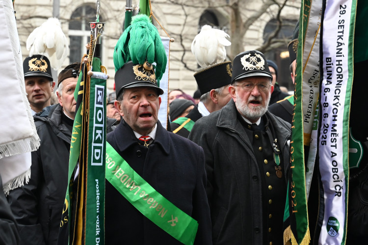 Hornický průvod a Zdař Bůh.