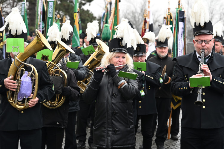 Hornický průvod a Zdař Bůh.