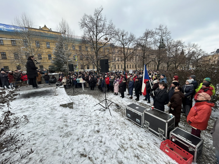 Demonstrace Stojíme za prezidentem v Jihlavě